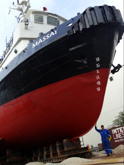 Tug boat hull maintenance